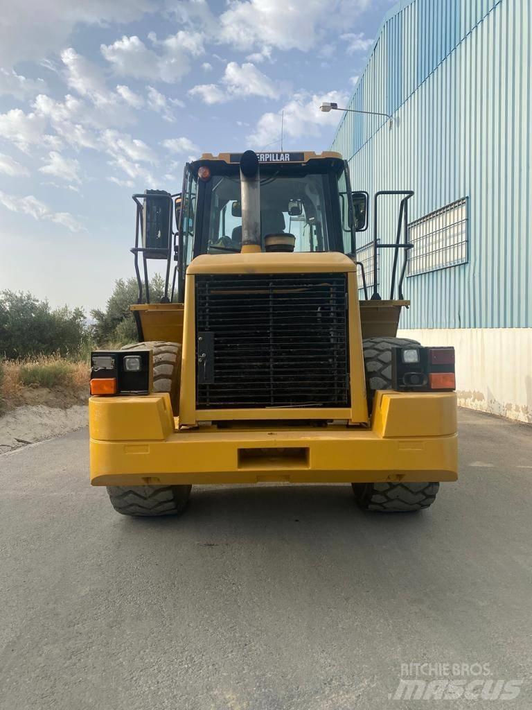 CAT 962 G Iekrāvēji uz riteņiem