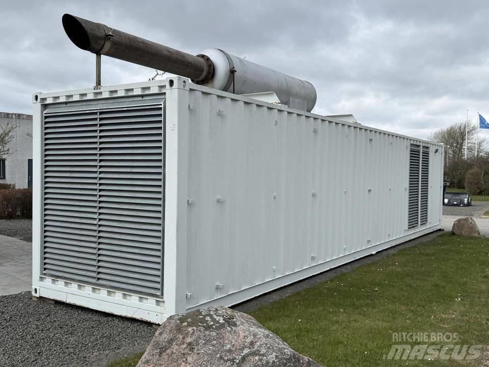 MTU 1000 KVA Dīzeļģeneratori