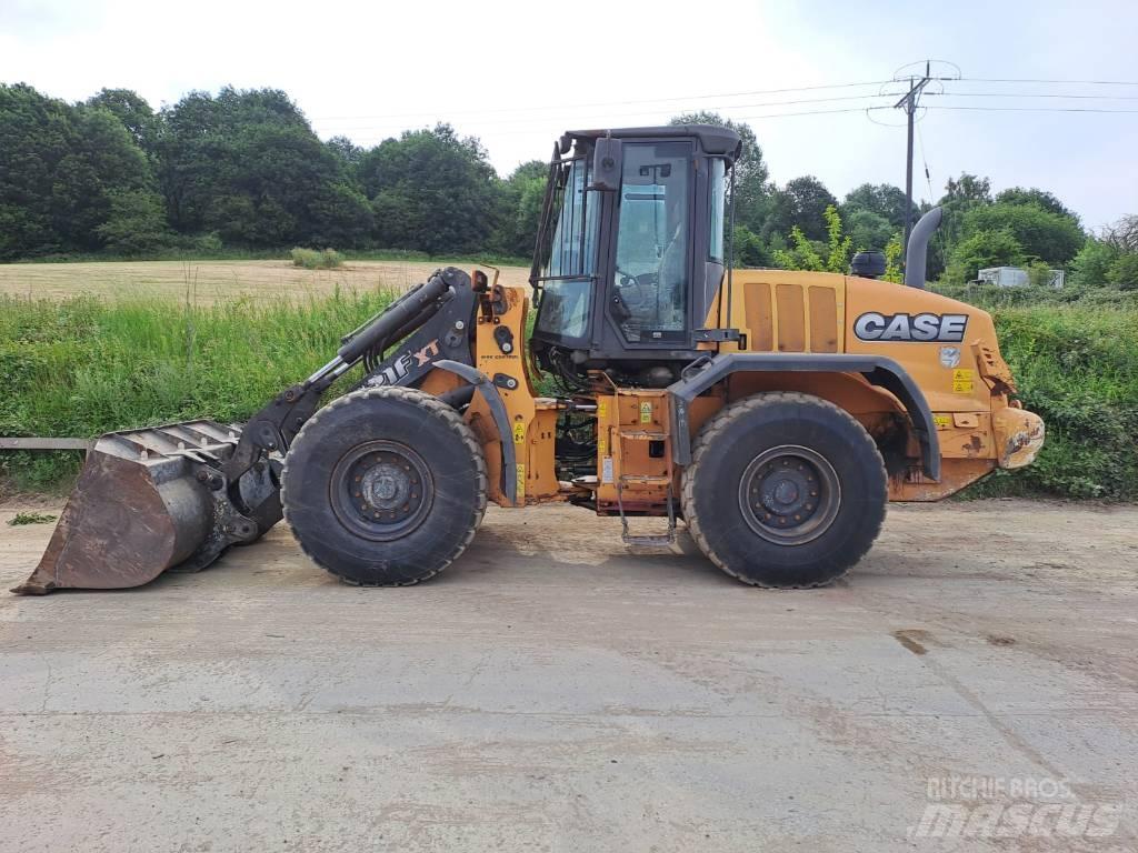 CASE 621 F XT Iekrāvēji uz riteņiem