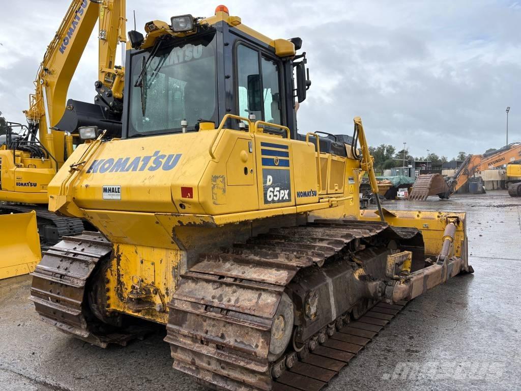 Komatsu D65PX-18 Kāpurķēžu buldozeri