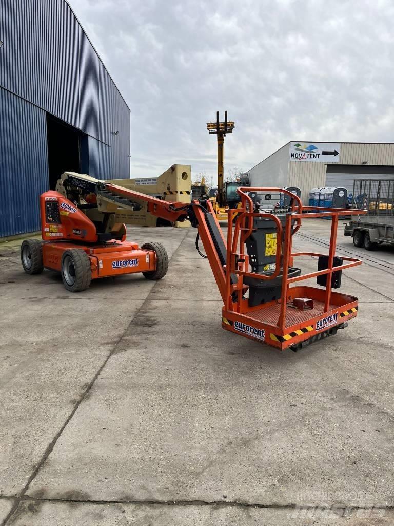 JLG E 450 AJ Strēles pacēlāji