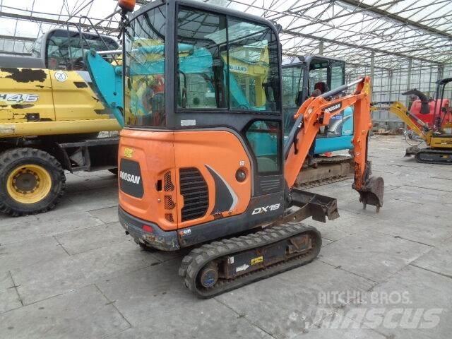 Doosan DX19 Mini ekskavatori < 7 t