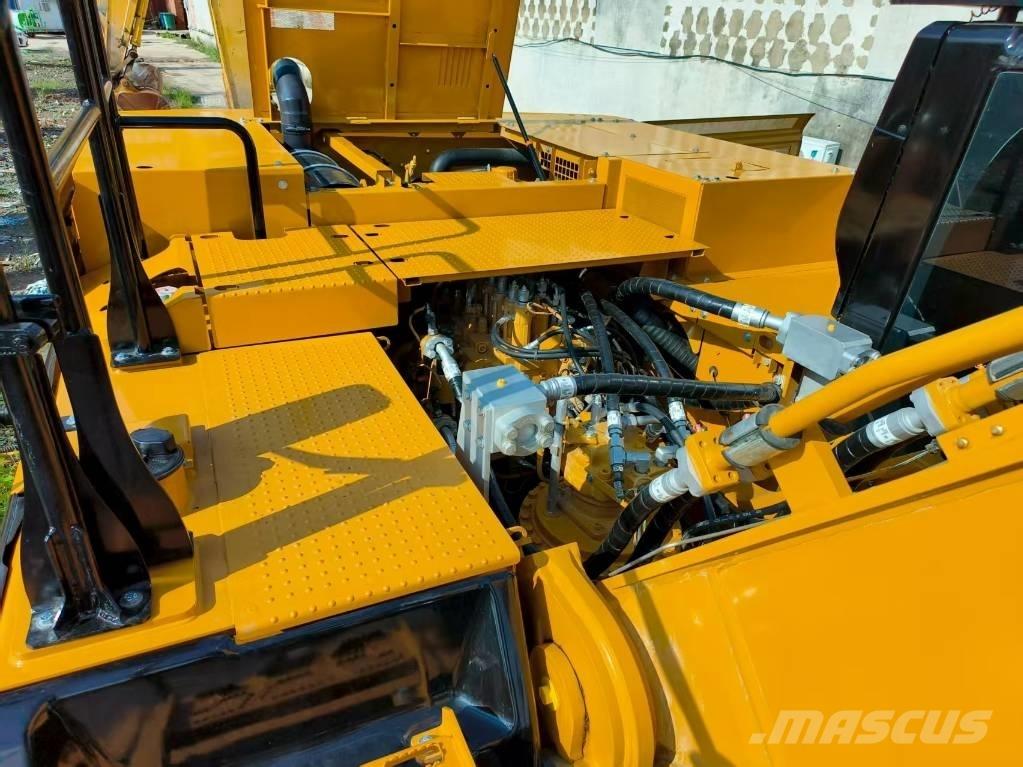 CAT 345 Kāpurķēžu ekskavatori
