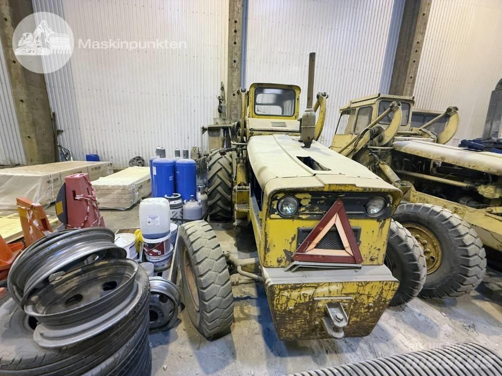 Volvo BM 218 Iekrāvēji uz riteņiem