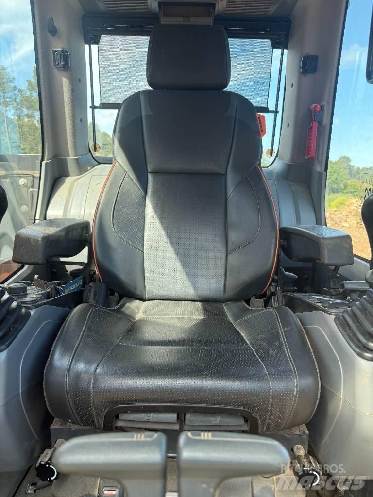 Doosan DX 235 LCR Kāpurķēžu ekskavatori