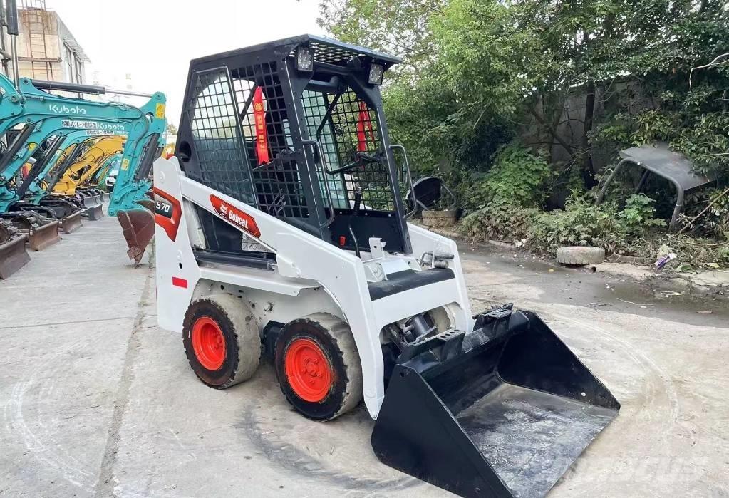 Bobcat S 70 Lietoti riteņu kompaktiekrāvēji