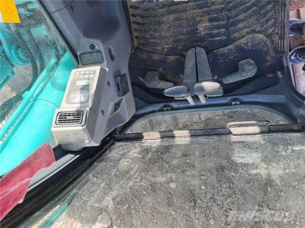 Kobelco SK210LC-8 Kāpurķēžu ekskavatori