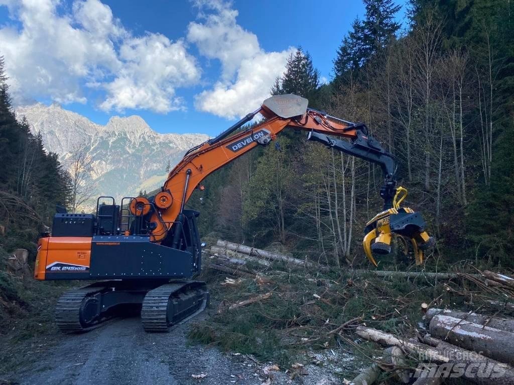 Doosan DX 235 NLC-5 Kāpurķēžu ekskavatori