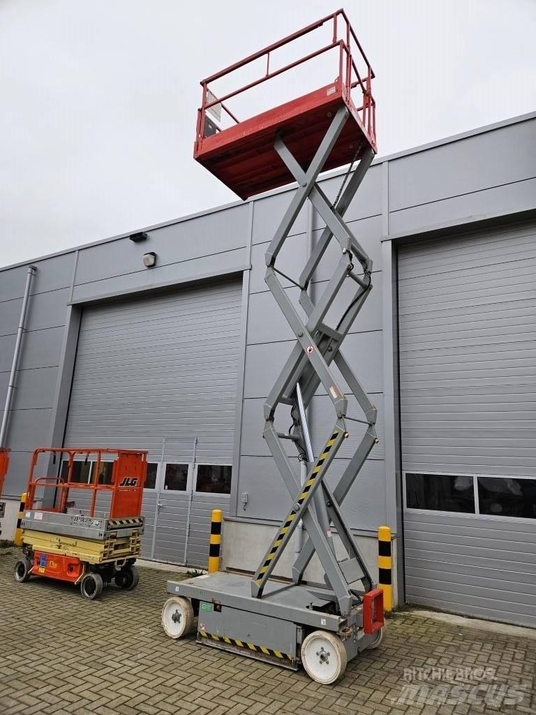 SkyJack SJ 4620 Šķerveida pacēlāji