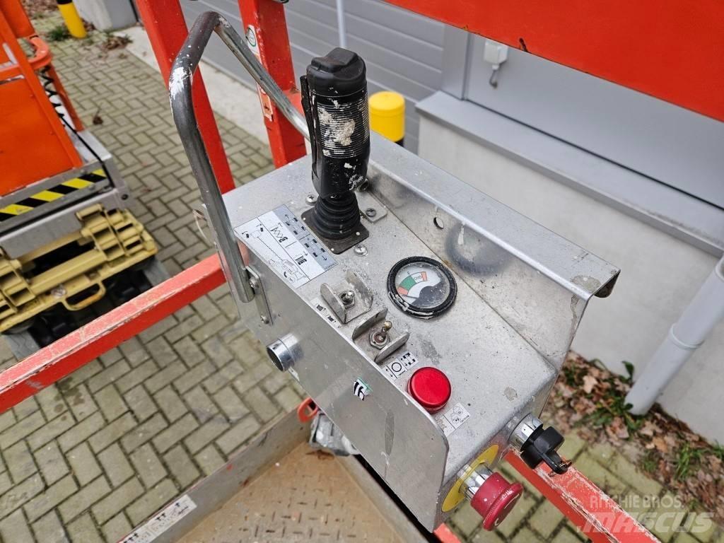 SkyJack SJ 4620 Šķerveida pacēlāji