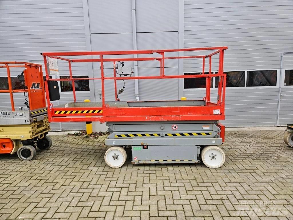 SkyJack SJ 4620 Šķerveida pacēlāji