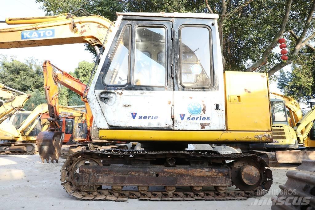 Kato HD 250 V II Kāpurķēžu ekskavatori