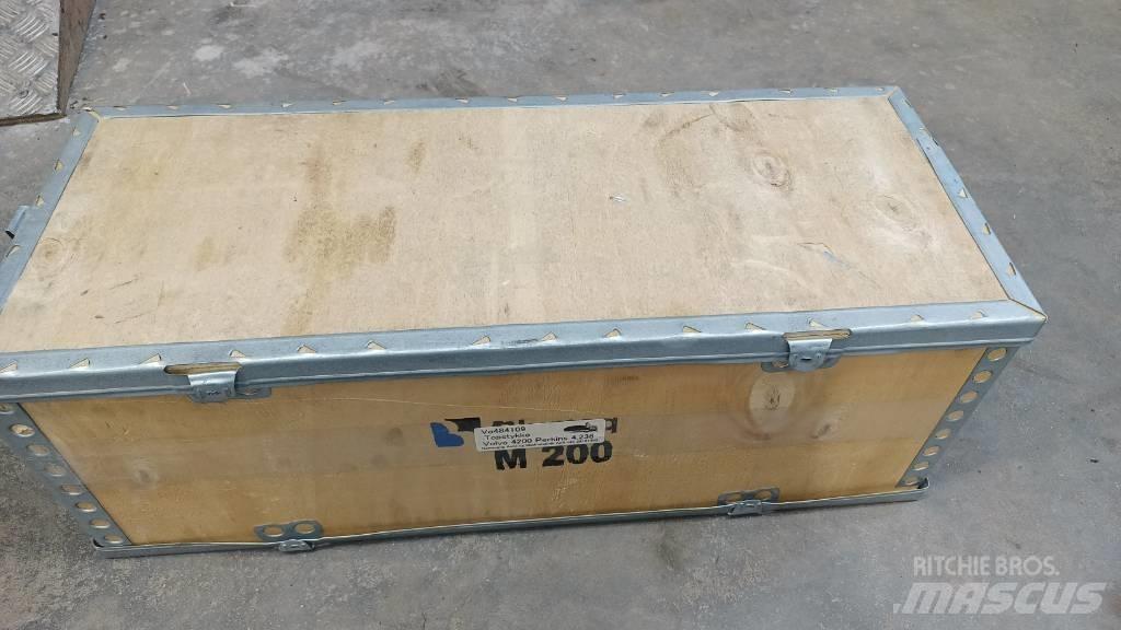 Volvo 4200 Dzinēji