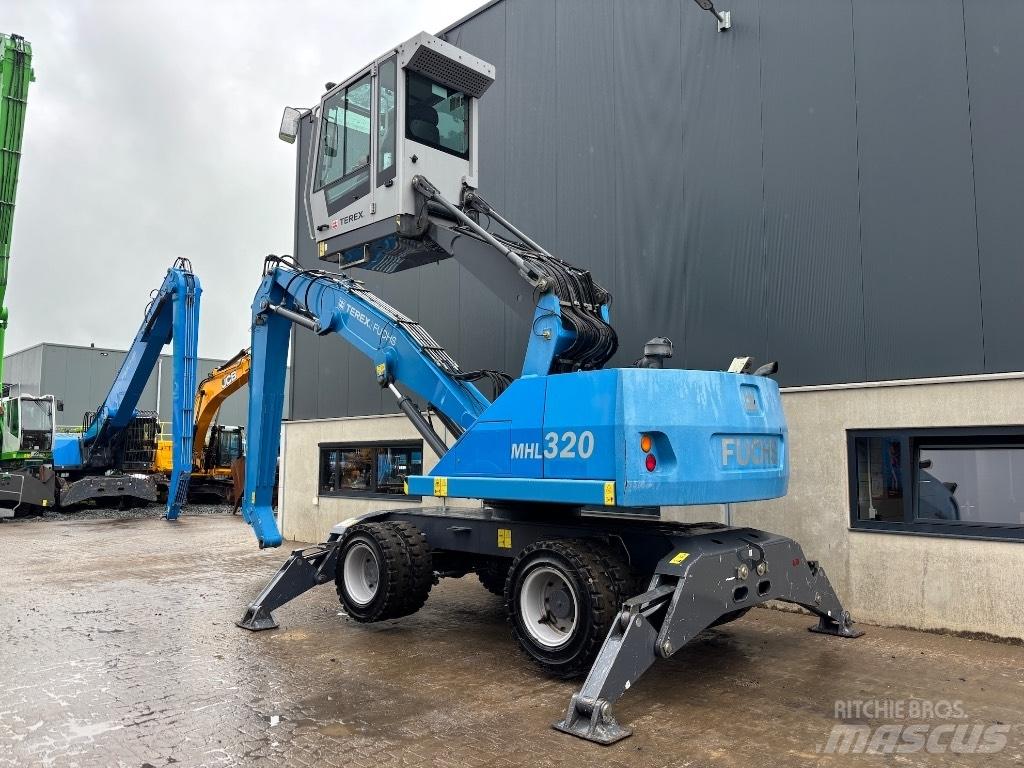 Fuchs MHL 320 D Industriālie iekrāvēji