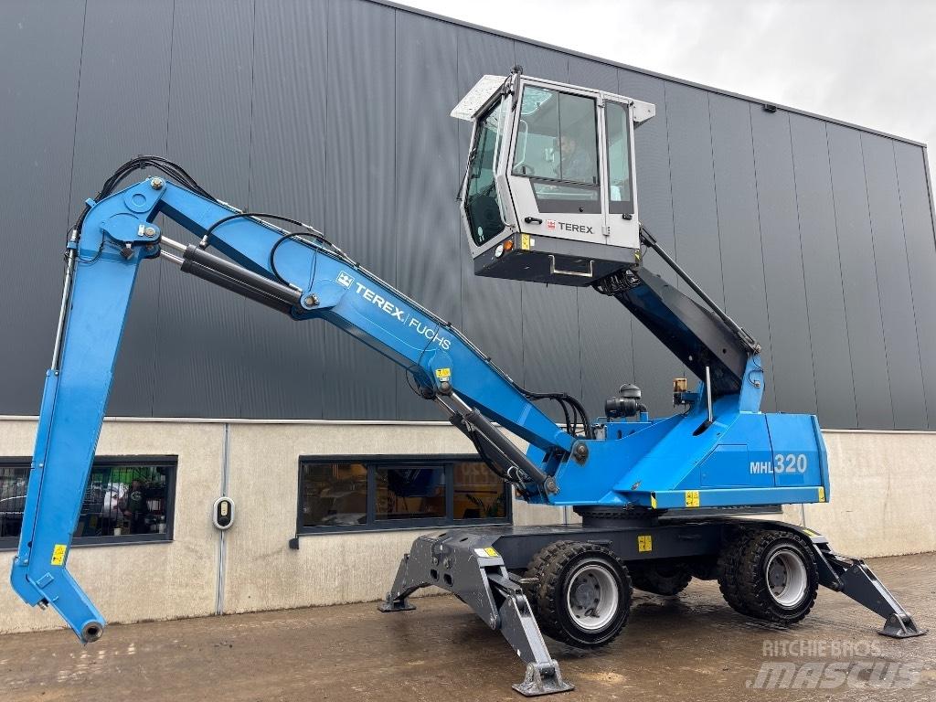 Fuchs MHL 320 D Industriālie iekrāvēji