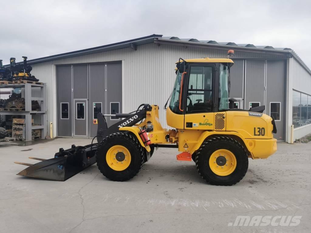 Volvo L30HS Iekrāvēji uz riteņiem