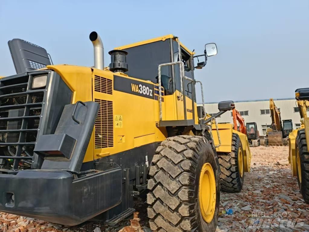 Komatsu WA 380-6 Iekrāvēji uz riteņiem