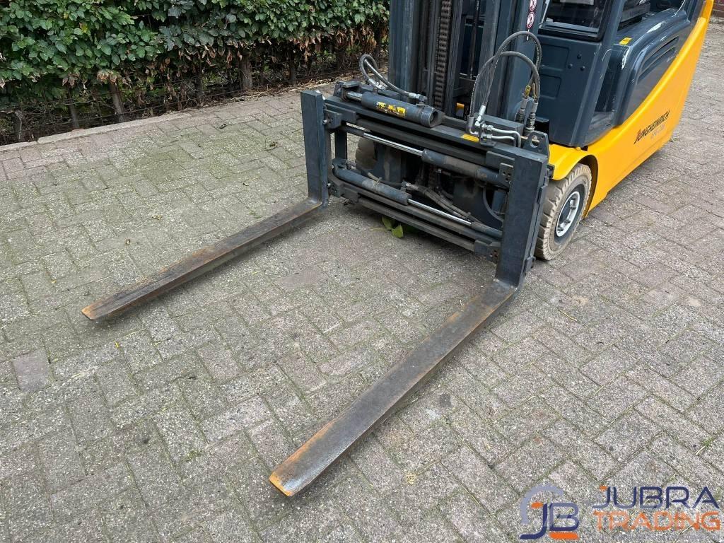 Jungheinrich EFG216 Elektriskie iekrāvēji
