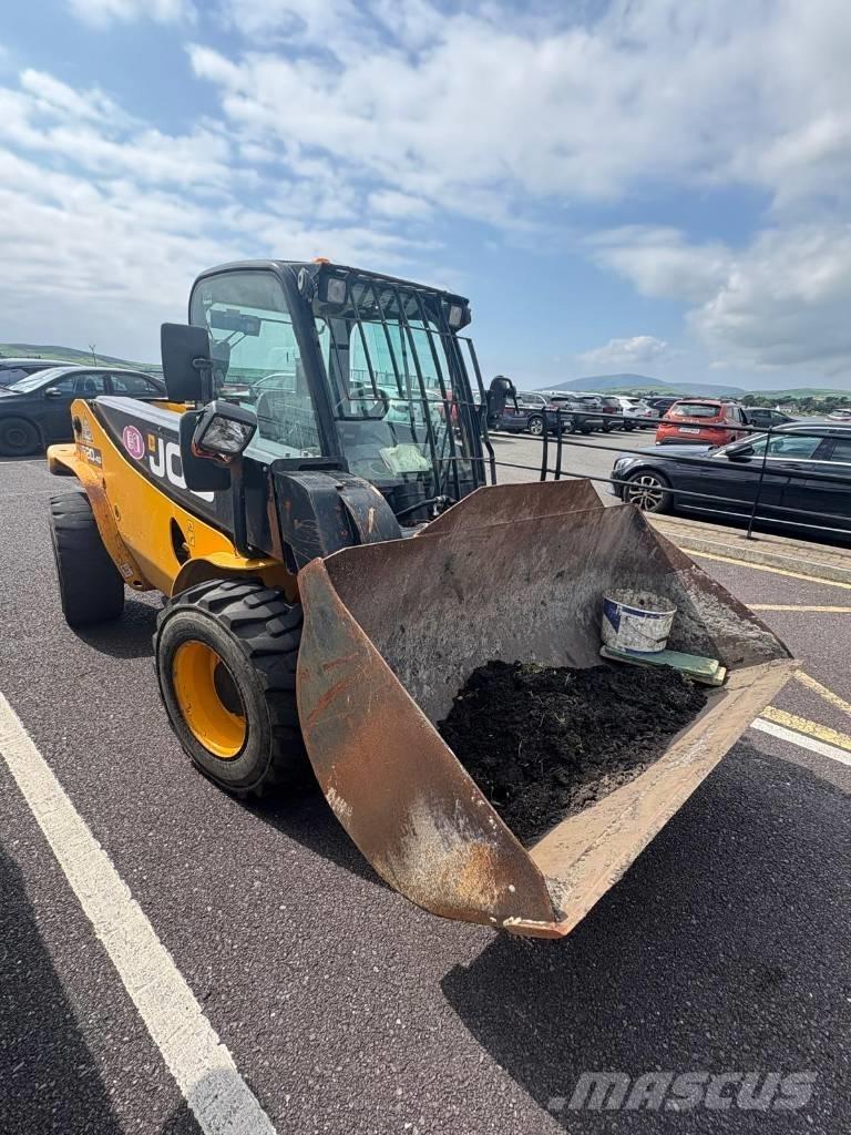 JCB Vibromax 520-40 Teleskopiskie manipulatori