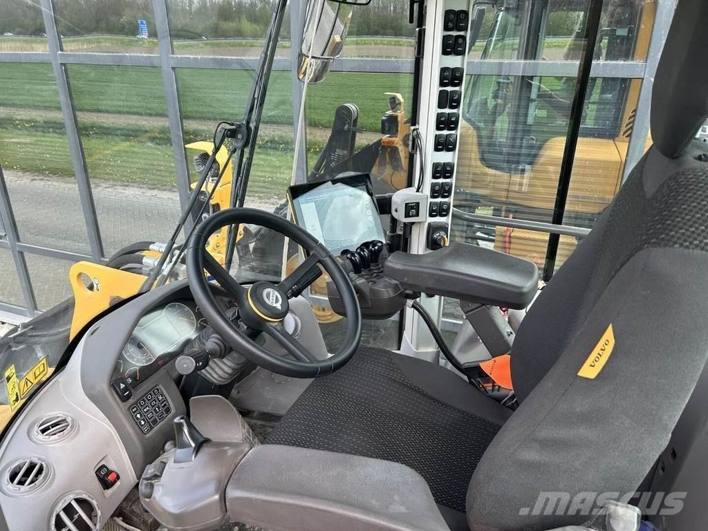 Volvo L110H Iekrāvēji uz riteņiem