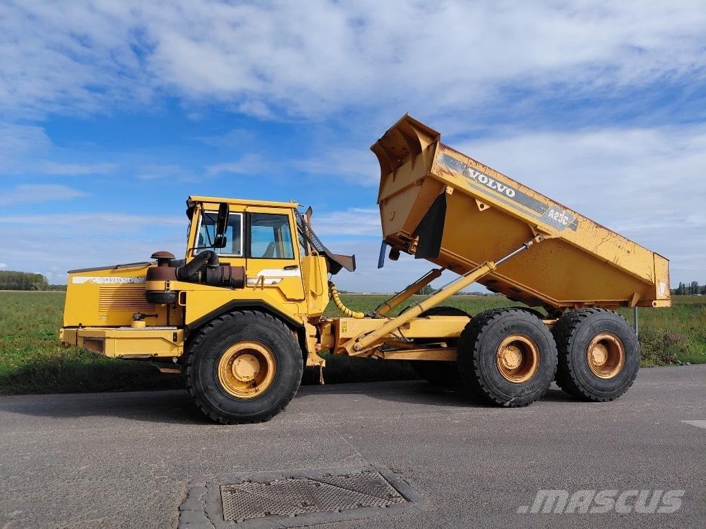 Volvo A 25 C Artikulētie pašizgāzēji