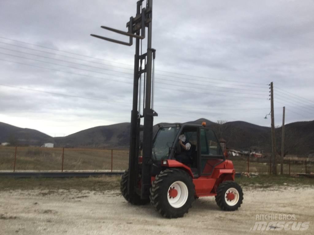 Manitou 264 Tehnika ar dīzeļa dzinēju