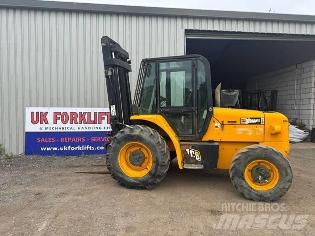 JCB 926 Apvidus autokrāvējs