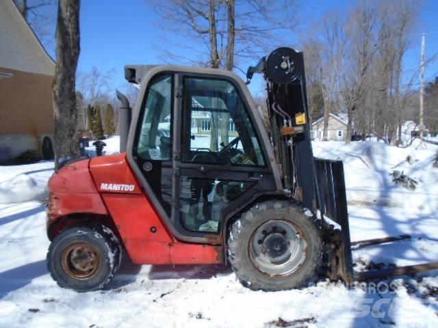 Manitou MH 25.4 T Apvidus autokrāvējs
