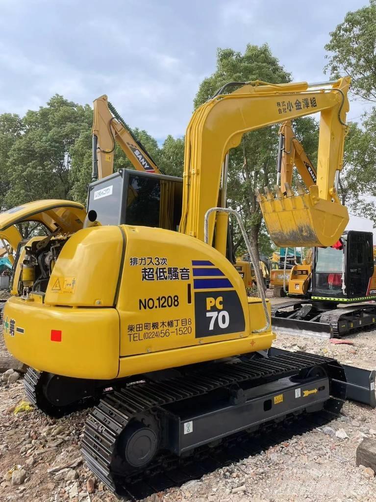 Komatsu 70-8 Kāpurķēžu ekskavatori