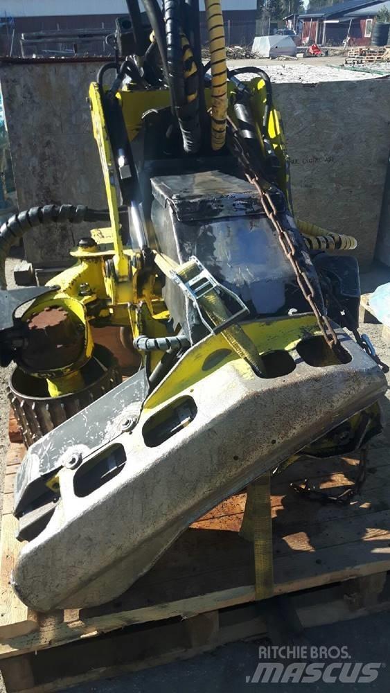 John Deere H 752 Mežizstrāde- Citi