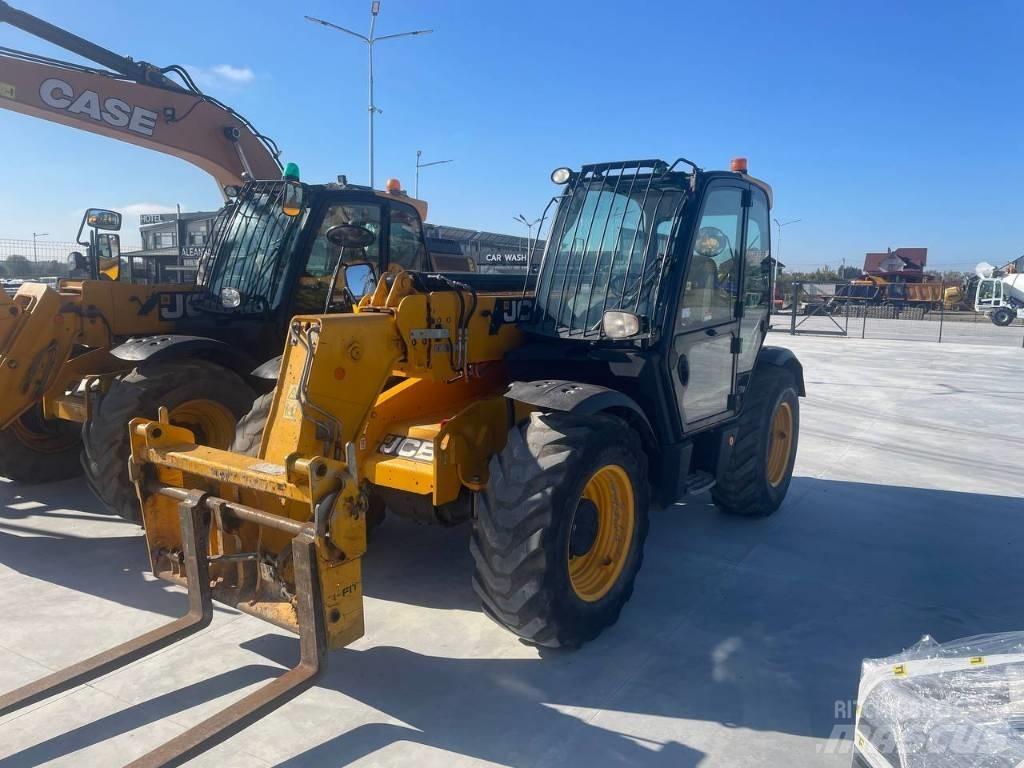JCB 535-95 Teleskopiskie manipulatori