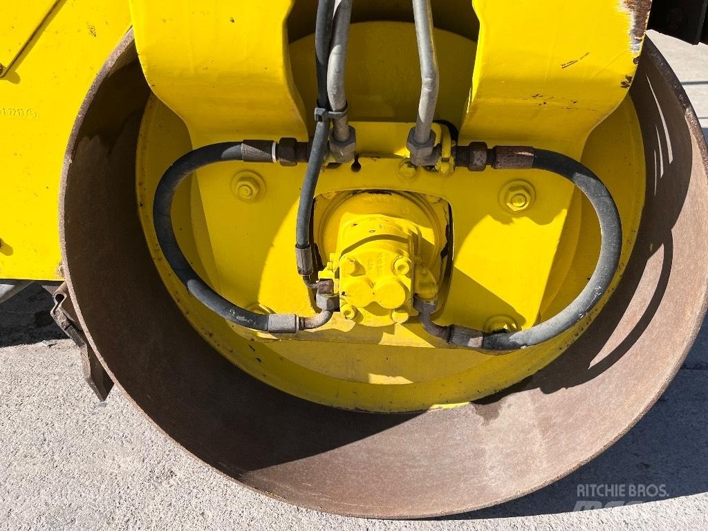 Bomag BW 120 AD-3 Divvalču grunts veltņi