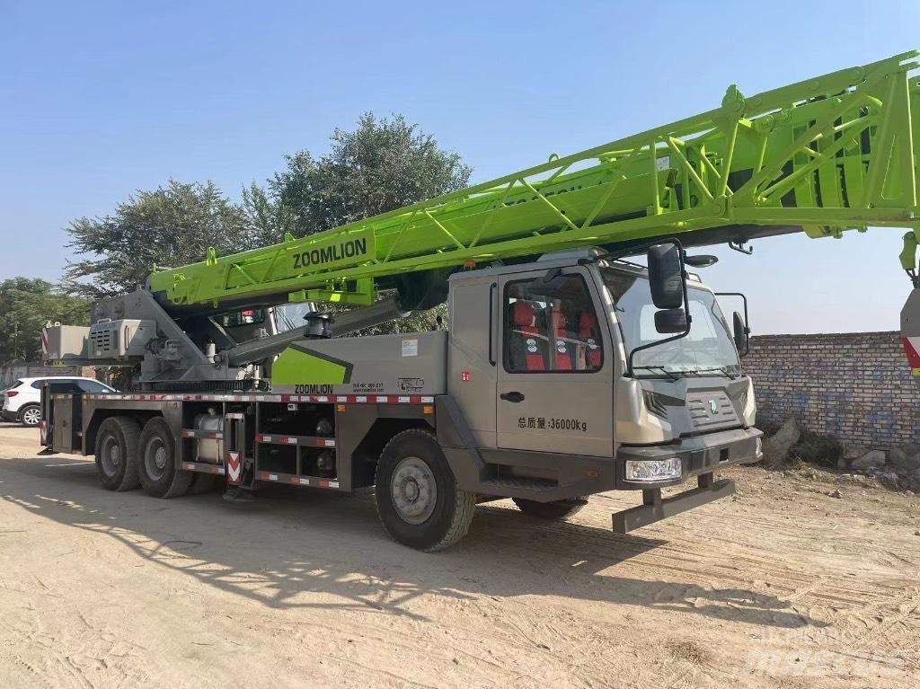 Zoomlion ZTC350H Visurgājēji celtņi