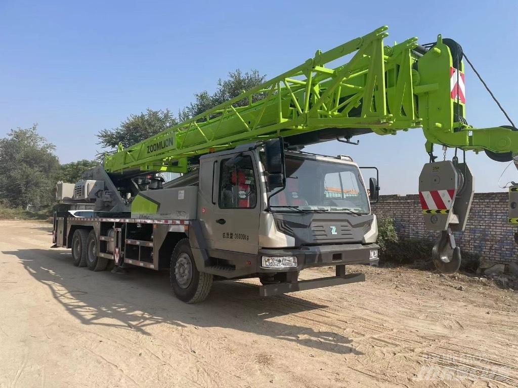 Zoomlion ZTC350H Visurgājēji celtņi