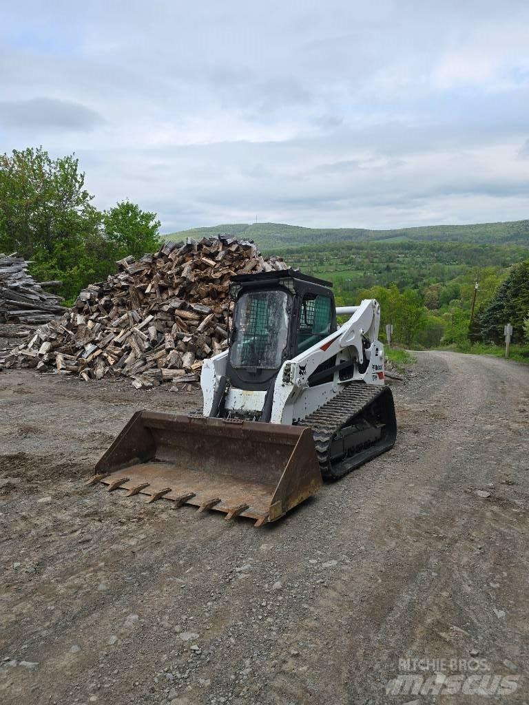 Bobcat T 770 Lietoti riteņu kompaktiekrāvēji