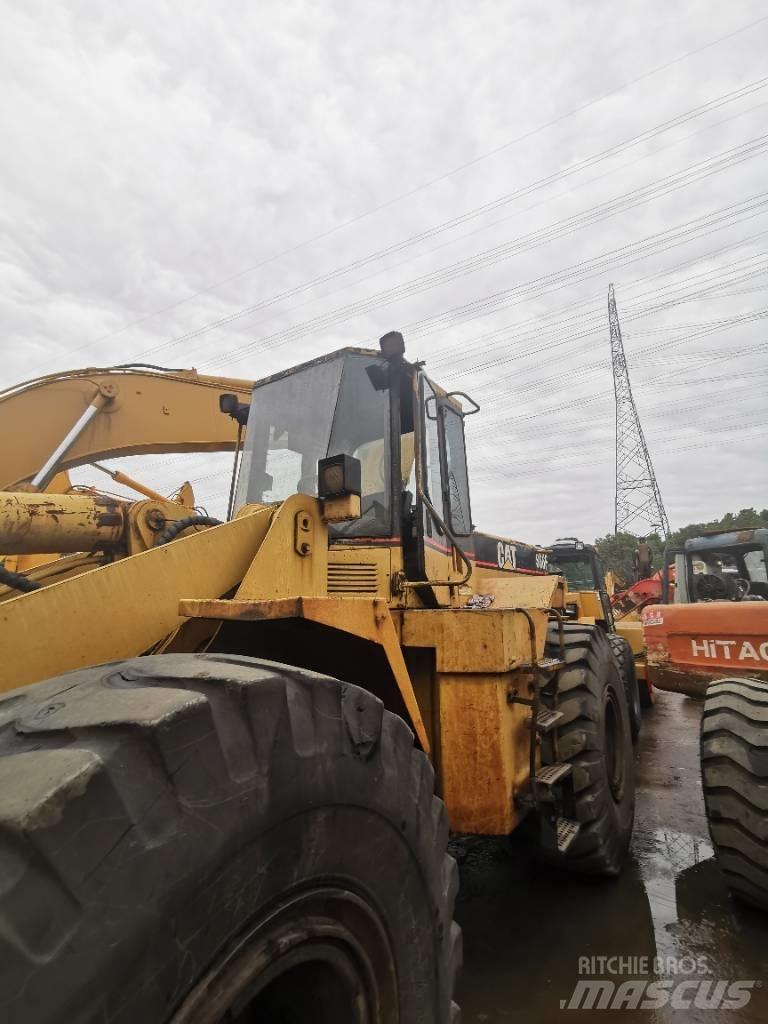 CAT 966F Iekrāvēji uz riteņiem
