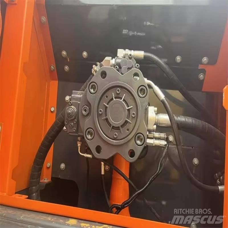 Doosan DX 300 LC-9C Kāpurķēžu ekskavatori
