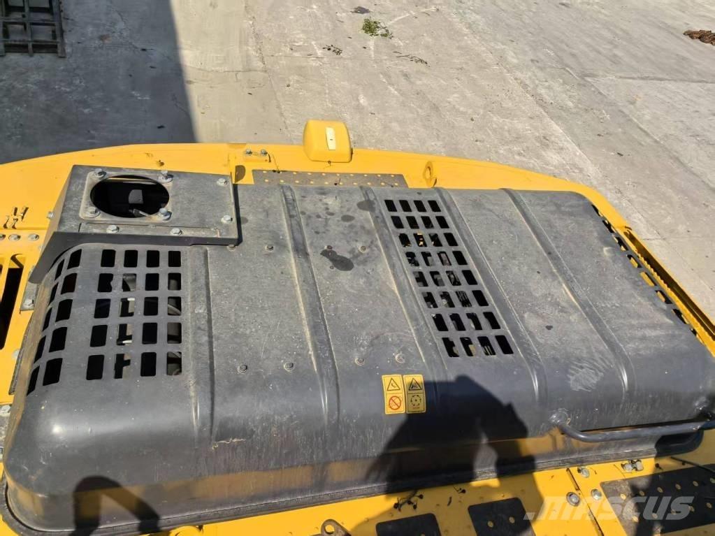 Komatsu PC 200-8 Kāpurķēžu ekskavatori