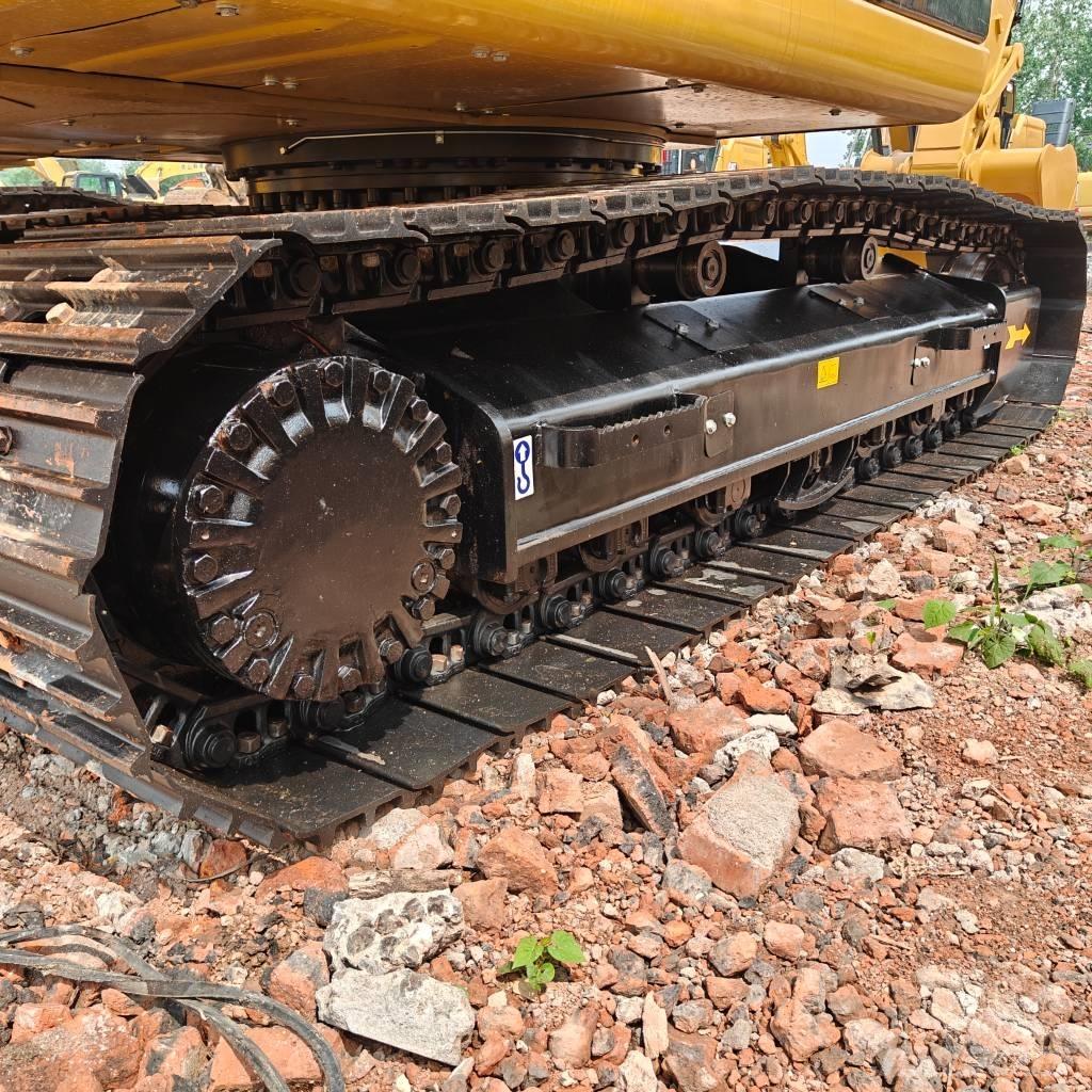 CAT 320D2L Kāpurķēžu ekskavatori