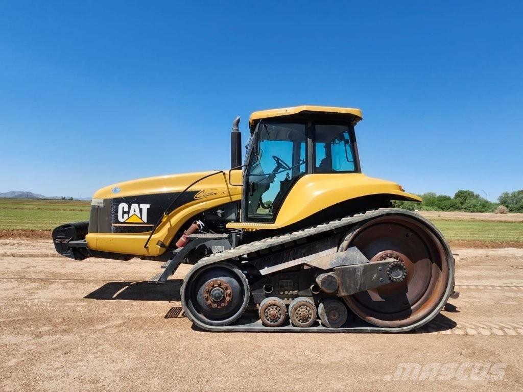CAT CH45 Traktori