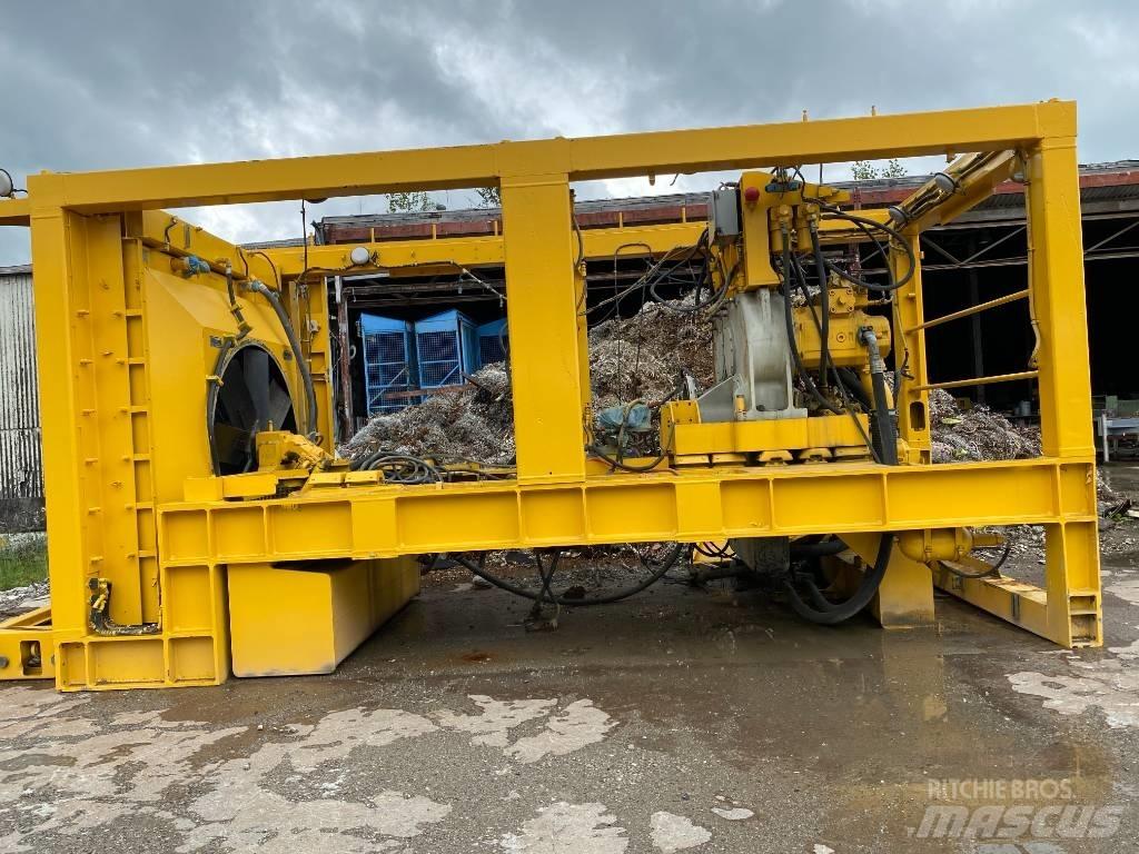 Komatsu PC4000-6 Kāpurķēžu ekskavatori