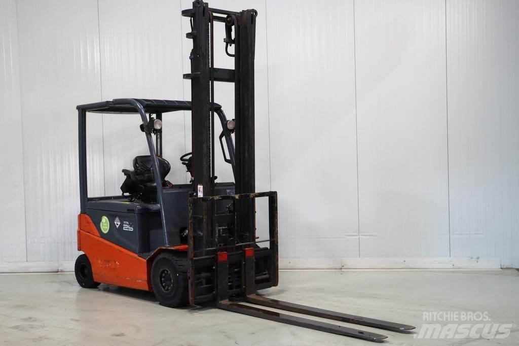 Toyota 8FBMT25 Elektriskie iekrāvēji