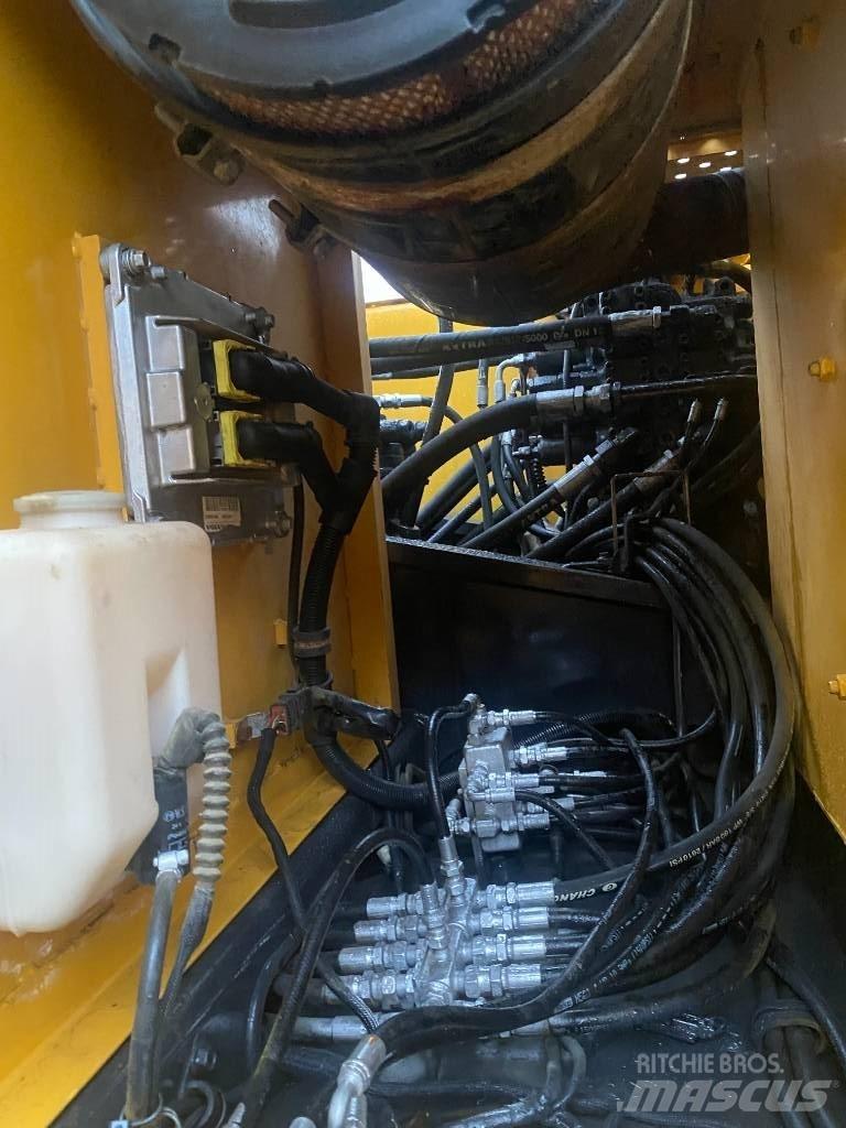 Volvo EC210BLC Kāpurķēžu ekskavatori