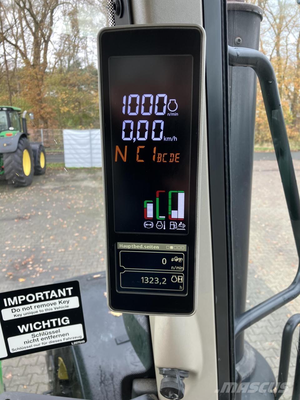 John Deere 6195M Traktori