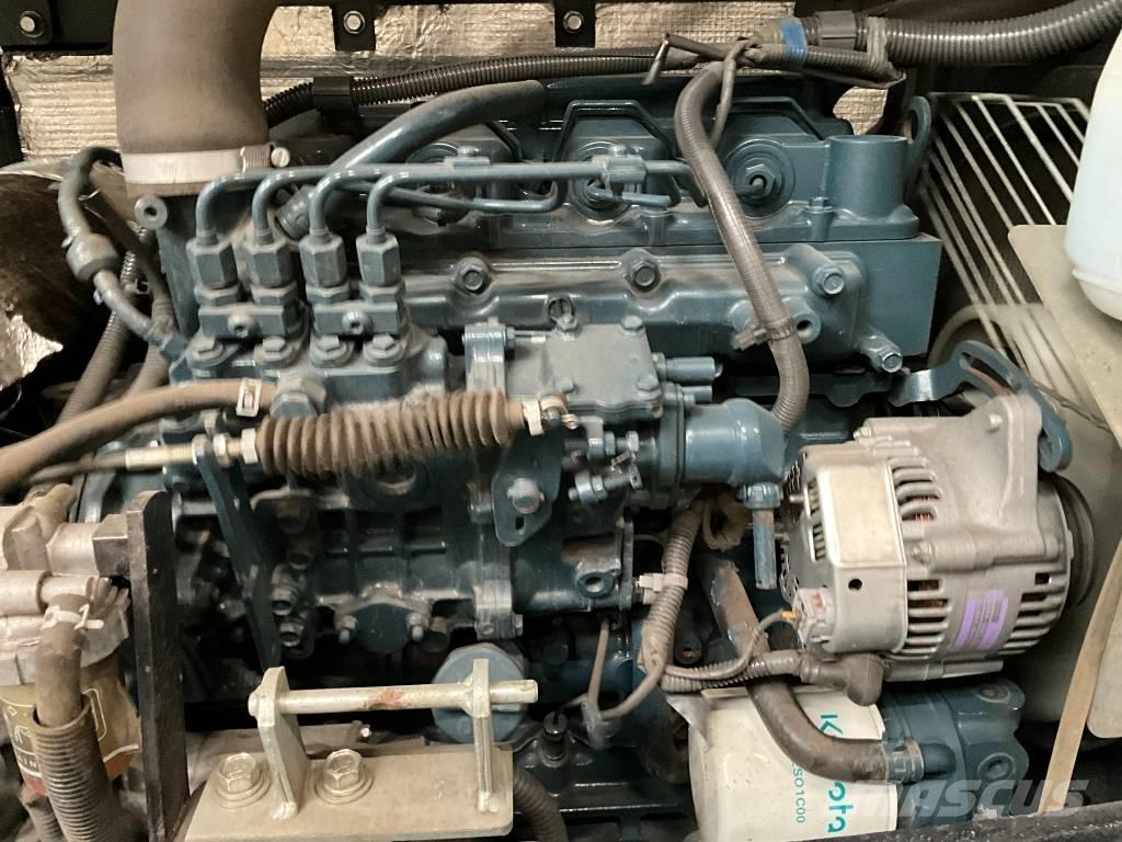 Kubota R 065 Iekrāvēji uz riteņiem