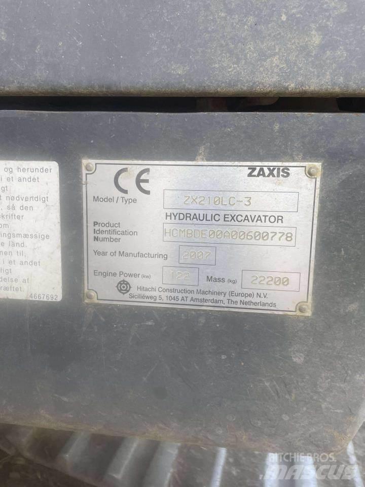 Hitachi ZX210 Kāpurķēžu ekskavatori