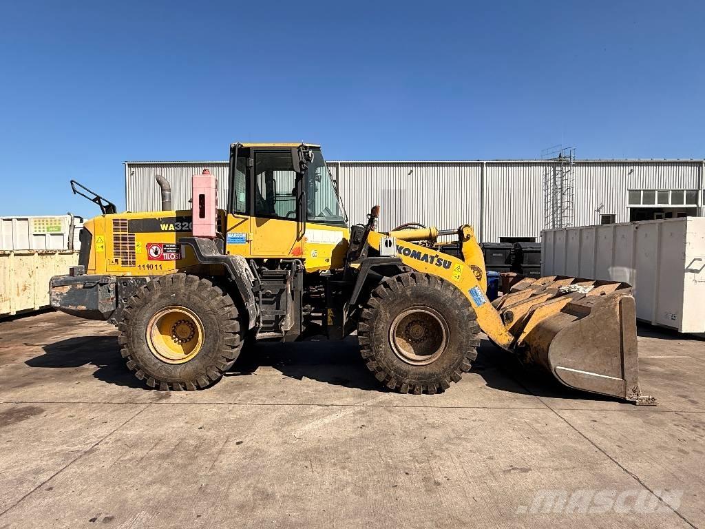 Komatsu WA 320-6 Iekrāvēji uz riteņiem