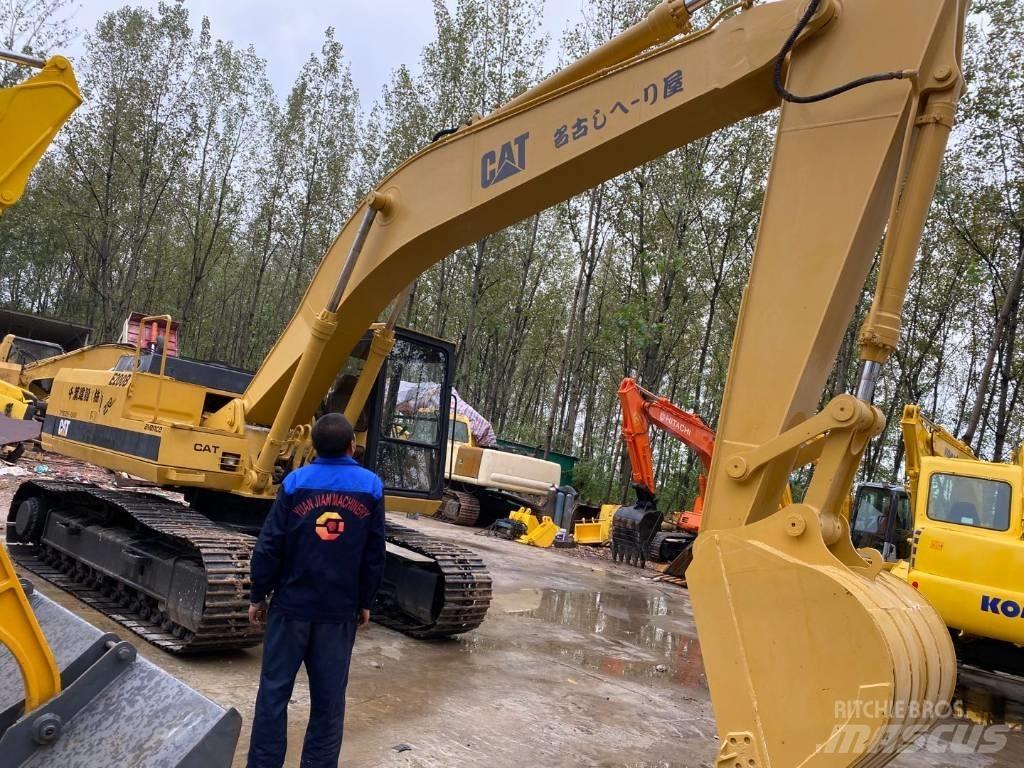 CAT E200B Kāpurķēžu ekskavatori