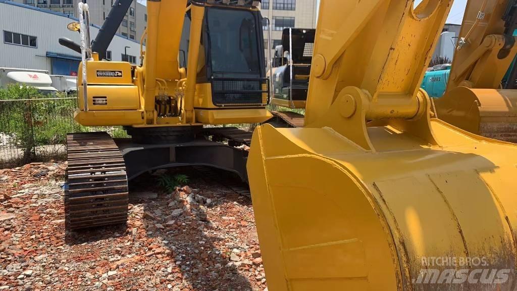 Komatsu PC 210 Kāpurķēžu ekskavatori