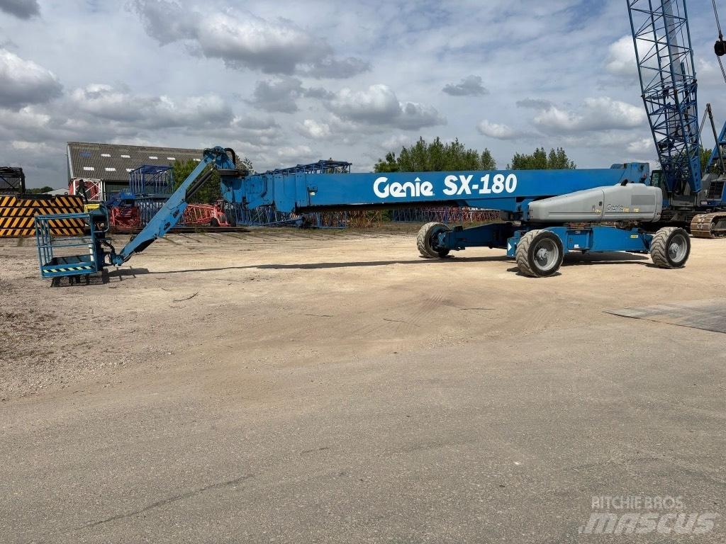 Genie SX 180 Teleskopiskie pacēlāji